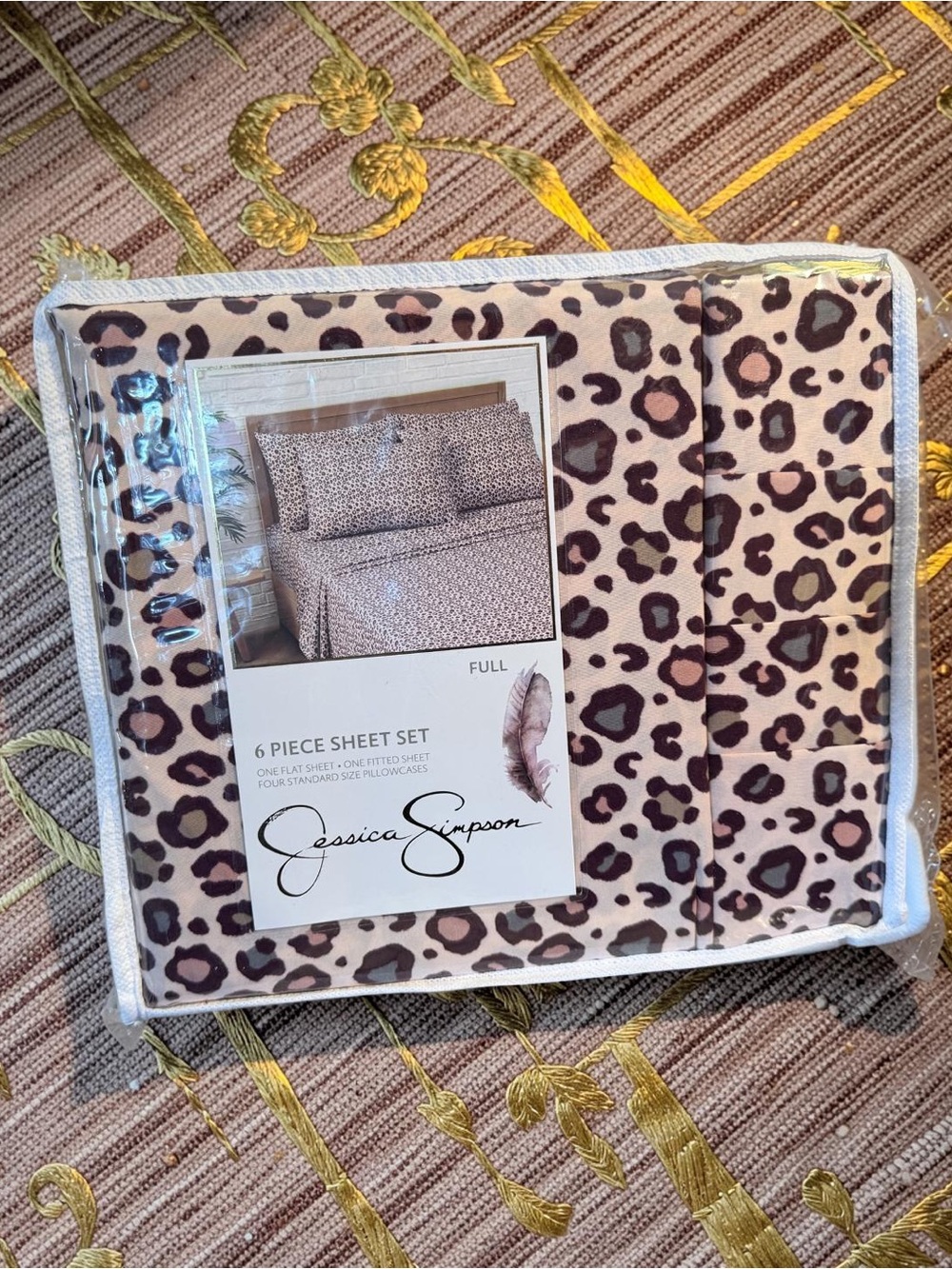 Jessica Simpson NWT Leopard Print 6-Piece Full Size Sheet Set - Pink and Brown